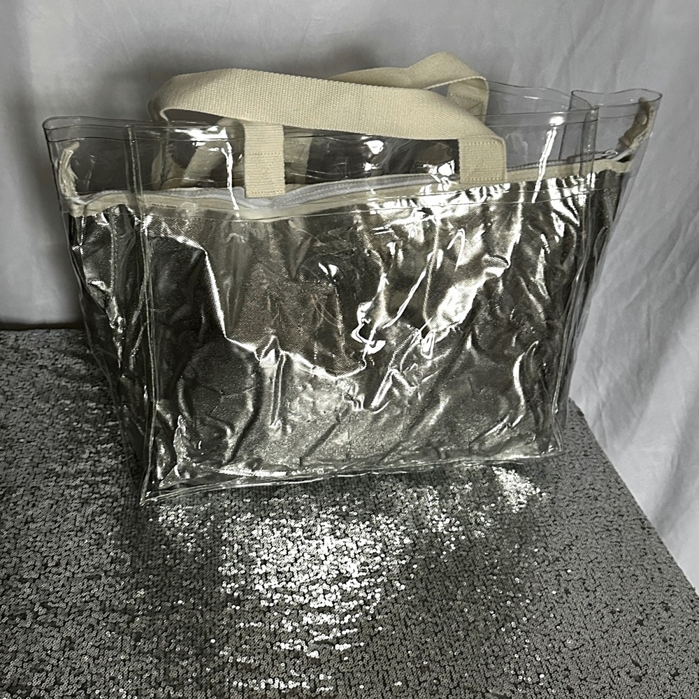 COPY - Sunnylife Silver Metallic Carry Me Tote - Picture 7 of 14